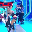 WWE_Friday_Night_SmackDown_2019_12_13_720p_HDTV_x264-NWCHD_mp40106.jpg