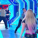 WWE_Friday_Night_SmackDown_2019_12_13_720p_HDTV_x264-NWCHD_mp40112.jpg