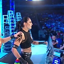WWE_Friday_Night_SmackDown_2019_12_13_720p_HDTV_x264-NWCHD_mp40130.jpg