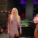 WWE_Friday_Night_SmackDown_2019_12_20_720p_HDTV_x264-NWCHD_mp40075.jpg