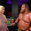 WWE_Friday_Night_SmackDown_2019_12_20_720p_HDTV_x264-NWCHD_mp40086.jpg