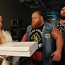 WWE_Friday_Night_SmackDown_2020_01_10_720p_HDTV_x264-NWCHD_mp40097.jpg