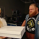 WWE_Friday_Night_SmackDown_2020_01_10_720p_HDTV_x264-NWCHD_mp40103.jpg