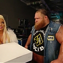 WWE_Friday_Night_SmackDown_2020_01_10_720p_HDTV_x264-NWCHD_mp40105.jpg