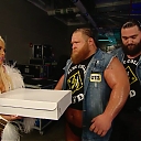 WWE_Friday_Night_SmackDown_2020_01_10_720p_HDTV_x264-NWCHD_mp40107.jpg