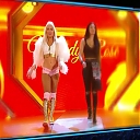 WWE_Friday_Night_SmackDown_2020_01_10_720p_HDTV_x264-NWCHD_mp40168.jpg