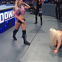 WWE_Friday_Night_SmackDown_2020_01_10_720p_HDTV_x264-NWCHD_mp40322.jpg