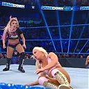 WWE_Friday_Night_SmackDown_2020_01_10_720p_HDTV_x264-NWCHD_mp40418.jpg