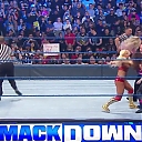 WWE_Friday_Night_SmackDown_2020_01_24_720p_HDTV_x264-NWCHD_mp40509.jpg