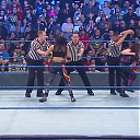 WWE_Friday_Night_SmackDown_2020_01_24_720p_HDTV_x264-NWCHD_mp40521.jpg