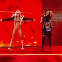 WWE_Monday_Night_RAW_2019_08_19_720p_HDTV_x264-KYR_mkv1660.jpg