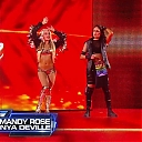 WWE_Monday_Night_RAW_2019_08_19_720p_HDTV_x264-KYR_mkv1664.jpg