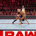WWE_Monday_Night_RAW_2019_08_19_720p_HDTV_x264-KYR_mkv1783.jpg