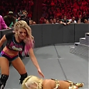 WWE_Monday_Night_RAW_2019_08_19_720p_HDTV_x264-KYR_mkv1850.jpg