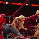 WWE_Monday_Night_RAW_2019_08_19_720p_HDTV_x264-KYR_mkv1869.jpg