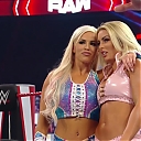 WWE_Monday_Night_Raw_2020_10_12_720p_HDTV_x264-NWCHD_mp40693.jpg