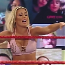 WWE_Monday_Night_Raw_2020_10_12_720p_HDTV_x264-NWCHD_mp40836.jpg