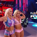 WWE_Monday_Night_Raw_2020_10_12_720p_HDTV_x264-NWCHD_mp40958.jpg