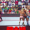WWE_Monday_Night_Raw_2020_10_12_720p_HDTV_x264-NWCHD_mp41095.jpg