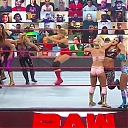 WWE_Monday_Night_Raw_2020_10_12_720p_HDTV_x264-NWCHD_mp41096.jpg