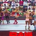 WWE_Monday_Night_Raw_2020_10_12_720p_HDTV_x264-NWCHD_mp41097.jpg