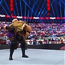 WWE_Monday_Night_Raw_2020_11_02_720p_HDTV_x264-NWCHD_mp40223.jpg