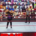 WWE_Monday_Night_Raw_2020_11_02_720p_HDTV_x264-NWCHD_mp40242.jpg