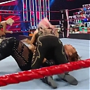 WWE_Monday_Night_Raw_2020_11_02_720p_HDTV_x264-NWCHD_mp40252.jpg