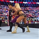 WWE_Monday_Night_Raw_2020_11_02_720p_HDTV_x264-NWCHD_mp40280.jpg