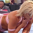 WWE_Monday_Night_Raw_2021_01_11_720p_HDTV_x264-NWCHD_mp43058.jpg