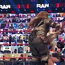 WWE_Monday_Night_Raw_2021_05_10_720p_HDTV_x264-NWCHD_mp40243.jpg