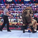 WWE_Monday_Night_Raw_2021_05_10_720p_HDTV_x264-NWCHD_mp40245.jpg