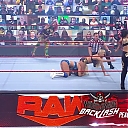WWE_Monday_Night_Raw_2021_05_10_720p_HDTV_x264-NWCHD_mp40418.jpg