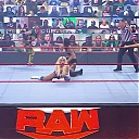 WWE_Monday_Night_Raw_2021_05_10_720p_HDTV_x264-NWCHD_mp40446.jpg