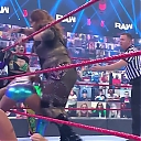 WWE_Monday_Night_Raw_2021_05_10_720p_HDTV_x264-NWCHD_mp40505.jpg