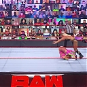 WWE_Monday_Night_Raw_2021_05_31_720p_HDTV_x264-NWCHD_mp40070.jpg