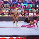 WWE_Monday_Night_Raw_2021_05_31_720p_HDTV_x264-NWCHD_mp40146.jpg