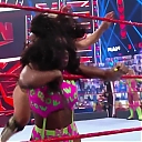 WWE_Monday_Night_Raw_2021_05_31_720p_HDTV_x264-NWCHD_mp40151.jpg