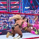 WWE_Monday_Night_Raw_2021_05_31_720p_HDTV_x264-NWCHD_mp40156.jpg