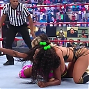 WWE_Monday_Night_Raw_2021_05_31_720p_HDTV_x264-NWCHD_mp40158.jpg