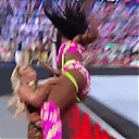 WWE_Monday_Night_Raw_2021_05_31_720p_HDTV_x264-NWCHD_mp40215.jpg