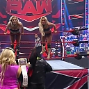 WWE_Monday_Night_Raw_2021_05_31_720p_HDTV_x264-NWCHD_mp40285.jpg