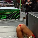 WWE_Money_In_The_Bank_2019_PPV_720p_WEB_h264-HEEL_mp40385.jpg