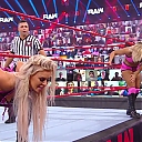 WWE_RAW_21st_Dec_2020_720p_WEBRip_h264-TJ_mp40774.jpg