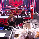 WWE_RAW_21st_Dec_2020_720p_WEBRip_h264-TJ_mp40779.jpg