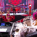 WWE_RAW_21st_Dec_2020_720p_WEBRip_h264-TJ_mp40789.jpg