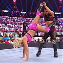 WWE_RAW_21st_Dec_2020_720p_WEBRip_h264-TJ_mp40883.jpg