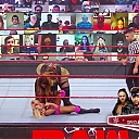 WWE_RAW_21st_Dec_2020_720p_WEBRip_h264-TJ_mp40957.jpg