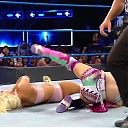 WWE_SmackDown_2019_09_24_720p_WEB_h264-HEEL_mp42085.jpg