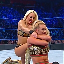 WWE_SmackDown_2019_12_27_720p_WEB_h264-HEEL_mp41263.jpg